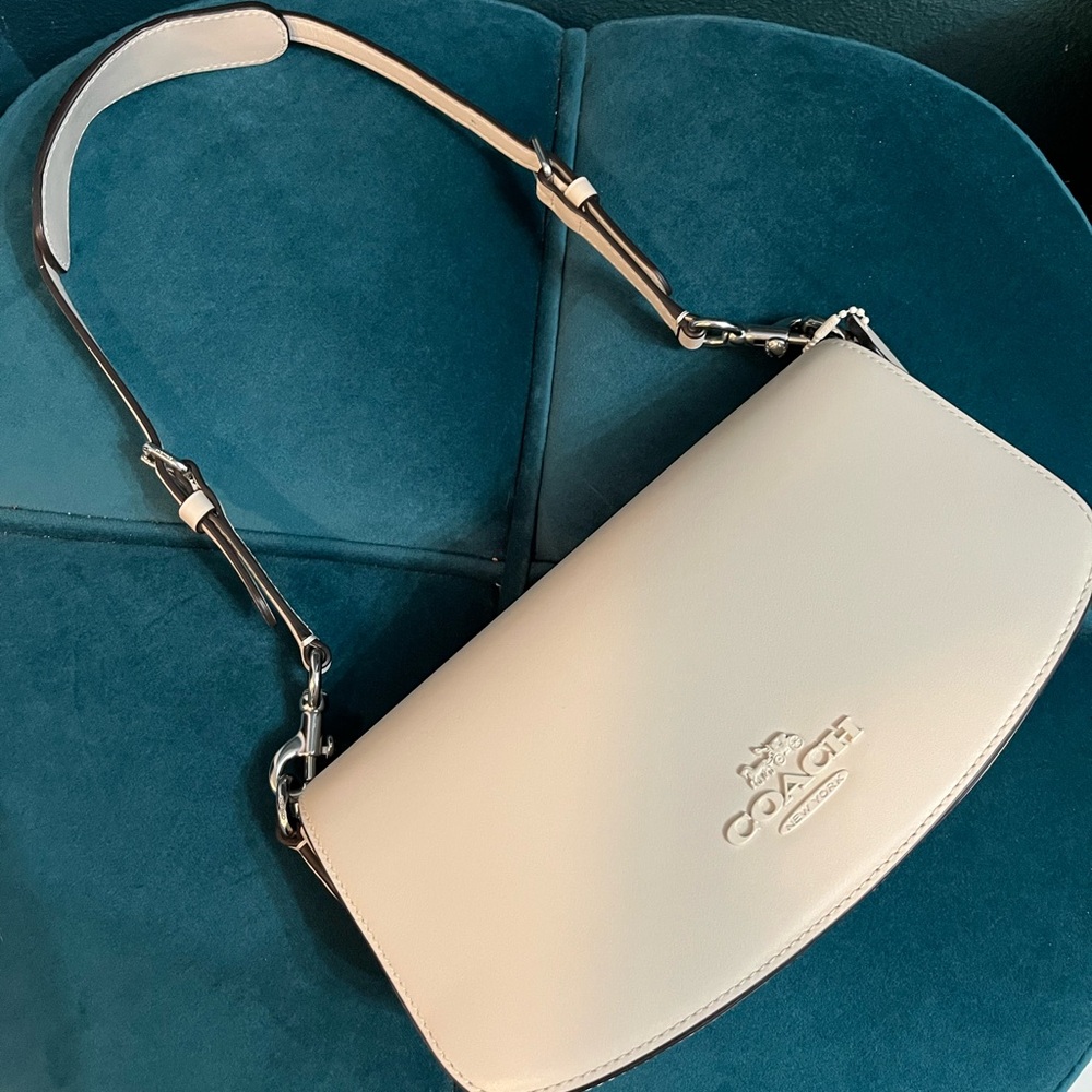 Coach Off-White Shoulder Bag